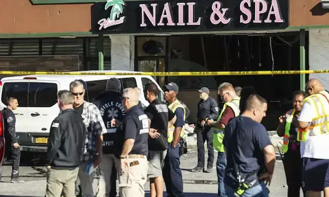 ನ್ಯೂಯಾರ್ಕ್ | ಅಂಗಡಿಗೆ ನುಗ್ಗಿದ ವ್ಯಾನ್; 4 ಮಂದಿ ಮೃತ್ಯು