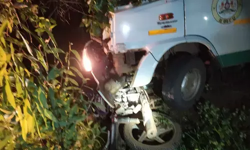 ಶಿಕಾರಿಪುರ | ಆ್ಯಂಬುಲೆನ್ಸ್ ಢಿಕ್ಕಿ: ಮೂವರು ಬೈಕ್ ಸವಾರರು ಮೃತ್ಯು