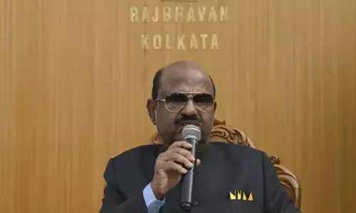 ಮಮತಾ ಬ್ಯಾನರ್ಜಿ ವಿರುದ್ಧ ಮಾನಹಾನಿ ಪ್ರಕರಣ ದಾಖಲಿಸಿದ ಪಶ್ಚಿಮ ಬಂಗಾಳ ರಾಜ್ಯಪಾಲ