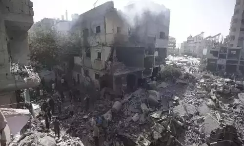 ಗಾಝಾದ ಉತ್ತರ, ದಕ್ಷಿಣದಲ್ಲಿ ಇಸ್ರೇಲ್ ದಾಳಿ: ವರದಿ