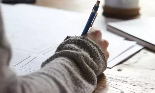 ನೀಟ್: ಮಗನ ಪರವಾಗಿ ಪರೀಕ್ಷೆ ಬರೆಯಲು ವಿಷಯತಜ್ಞನಿಗೆ 4 ಲಕ್ಷ ನೀಡಿದ್ದ ವೈದ್ಯ!