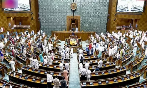 ಲೋಕಸಭೆಯಲ್ಲಿ ನೀಟ್ ಹಗರಣದ ಚರ್ಚೆಗೆ ಅವಕಾಶ ನಿರಾಕರಣೆ: ಸಭಾತ್ಯಾಗ ಮಾಡಿದ ವಿರೋಧ ಪಕ್ಷಗಳು