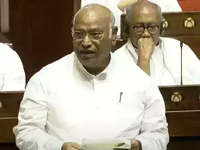 ರಾಷ್ಟ್ರಪತಿಗಳ ಭಾಷಣದಲ್ಲಿ ಅಲ್ಪಸಂಖ್ಯಾತರನ್ನು ಉಲ್ಲೇಖಿಸದ್ದು ನಿರಾಶೆಯನ್ನುಂಟು ಮಾಡಿದೆ: ಮಲ್ಲಿಕಾರ್ಜುನ ಖರ್ಗೆ