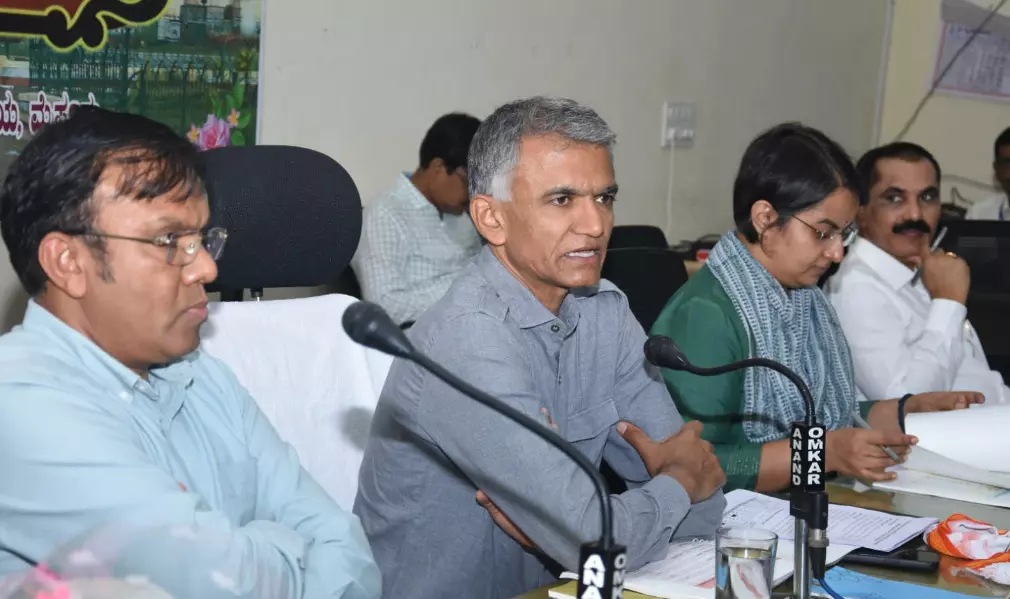 ಸ್ವಾಮೀಜಿಗಳು ಯಾವ ವಿಚಾರ ಎಲ್ಲಿ ಮಾತನಾಡಬೇಕು ಎಂಬುದನ್ನು ಅರ್ಥಮಾಡಿಕೊಳ್ಳಬೇಕು : ಕೃಷ್ಣ ಭೈರೇಗೌಡ ಸ್ವಾಮೀಜಿಗಳು ಯಾವ ವಿಚಾರ ಎಲ್ಲಿ ಮಾತನಾಡಬೇಕು ಎಂಬುದನ್ನು ಅರ್ಥಮಾಡಿಕೊಳ್ಳಬೇಕು : ಕೃಷ್ಣ ಭೈರೇಗೌಡ