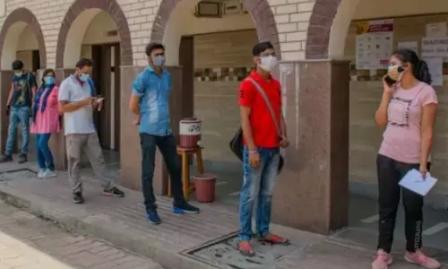 ಹಿಜಾಬ್ ನಂತರ ಜೀನ್ಸ್, ಟೀಶರ್ಟ್ ನಿಷೇಧಿಸಿದ ಮುಂಬೈ ಕಾಲೇಜು