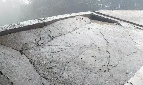 ಅಪಾಯ ಆಹ್ವಾನಿಸುತ್ತಿರುವ ಚಾರ್ಮಾಡಿ ಘಾಟಿ