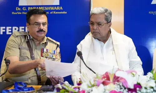 SP, DCP, IGಗಳು ತಮ್ಮ ವ್ಯಾಪ್ತಿಯ ಠಾಣೆಗಳಿಗೆ ಭೇಟಿ ನೀಡಿ ಪರಿಶೀಲನೆ ನಡೆಸುವುದು ಕಡ್ಡಾಯ : ಸಿಎಂ ಸಿದ್ದರಾಮಯ್ಯ