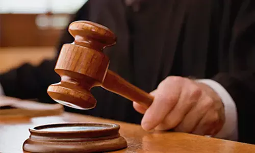 ಬಾಲಕಿಯರೊಂದಿಗೆ ಪ್ರೇಮ ಸಂಬಂಧ ಹೊಂದುವ ಬಾಲಕರನ್ನು ಪೋಕ್ಸೊ ಕಾಯ್ದೆಯಡಿ ಬಂಧಿಸಬಾರದು: ಉತ್ತರಾಖಂಡ ಹೈಕೋರ್ಟ್