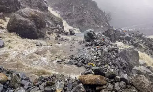 ಉತ್ತರಾಖಂಡದ ಚಮೋಲಿಯಲ್ಲಿ ಭೂಕುಸಿತ: ಬಂಡೆಗಳು ಬಿದ್ದು ಹೈದರಾಬಾದ್ ನ ಇಬ್ಬರು ಪ್ರವಾಸಿಗಳ ಮೃತ್ಯು