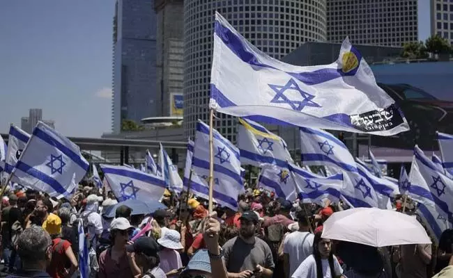 ಗಾಝಾ ಒಪ್ಪಂದಕ್ಕೆ ಆಗ್ರಹಿಸಿ ಇಸ್ರೇಲ್ನಲ್ಲಿ ವ್ಯಾಪಕ ಪ್ರತಿಭಟನೆ ಗಾಝಾ ಒಪ್ಪಂದಕ್ಕೆ ಆಗ್ರಹಿಸಿ ಇಸ್ರೇಲ್ನಲ್ಲಿ ವ್ಯಾಪಕ ಪ್ರತಿಭಟನೆ