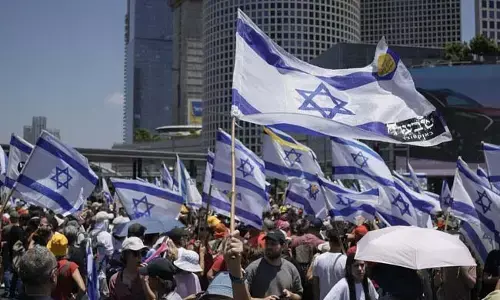 ಗಾಝಾ ಒಪ್ಪಂದಕ್ಕೆ ಆಗ್ರಹಿಸಿ ಇಸ್ರೇಲ್‍ನಲ್ಲಿ ವ್ಯಾಪಕ ಪ್ರತಿಭಟನೆ