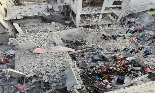 ಗಾಝಾ ಯುದ್ಧ ನಿಲ್ಲಿಸಲು ಜಂಟಿ ಪ್ರಯತ್ನ ಮುಂದುವರಿಕೆ: ಈಜಿಪ್ಟ್, ಇಯು ನಿರ್ಧಾರ