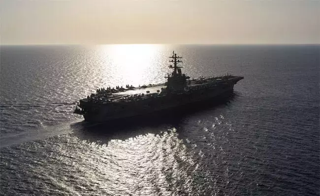 ಏಡನ್ ಕೊಲ್ಲಿಯಲ್ಲಿ ಹಡಗಿನ ಮೇಲೆ ದಾಳಿ ಏಡನ್ ಕೊಲ್ಲಿಯಲ್ಲಿ ಹಡಗಿನ ಮೇಲೆ ದಾಳಿ