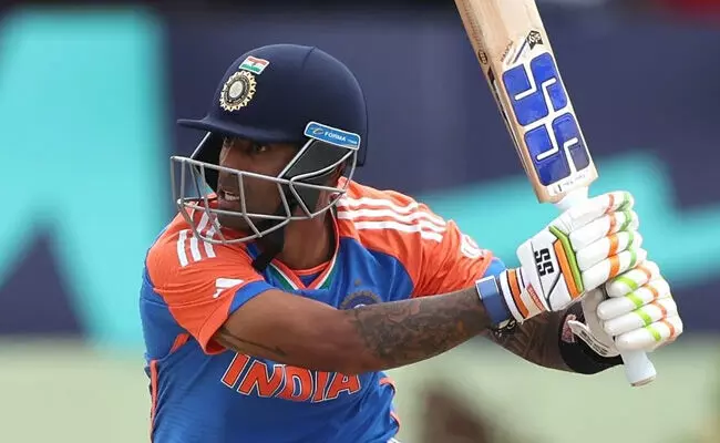 ಟಿ20 ಬ್ಯಾಟಿಂಗ್ ರ‍್ಯಾಂಕಿಂಗ್ | 2ನೇ ಸ್ಥಾನ ಉಳಿಸಿಕೊಂಡ ಸೂರ್ಯಕುಮಾರ್