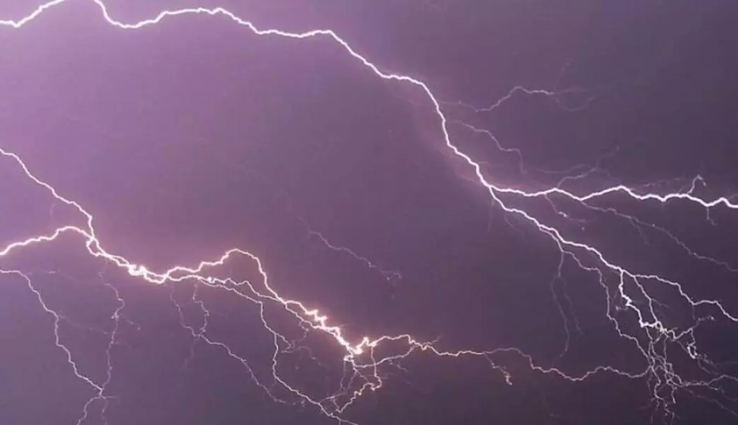 ಉತ್ತರ ಪ್ರದೇಶದಲ್ಲಿ ಸಿಡಿಲು ಬಡಿದು ಪ್ರತ್ಯೇಕ ಘಟನೆಗಳಲ್ಲಿ 38 ಮಂದಿ ಮೃತ್ಯು