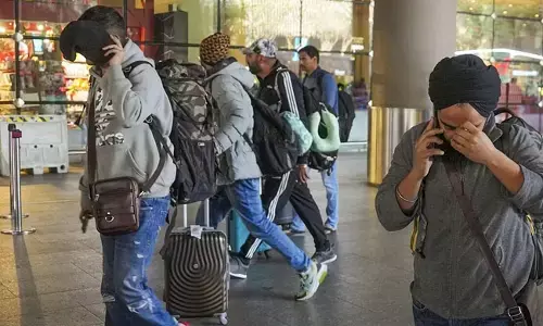 ಪ್ರಯಾಣಿಕರನ್ನು ಅಕ್ರಮವಾಗಿ ವಿದೇಶಗಳಿಗೆ ರವಾನೆ | 100ಕ್ಕೂ ಹೆಚ್ಚು ಏಜೆಂಟ್‌ ಗಳ ಬಂಧನ