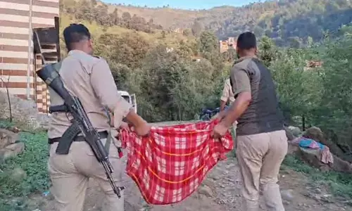 ನಾನು ಈ ಮಕ್ಕಳ ತಂದೆ ಅಲ್ಲ ಎಂದ ಪತಿ; ನವಜಾತ ಅವಳಿ ಶಿಶುಗಳ ಕತ್ತು ಸೀಳಿದ ಪತ್ನಿ!