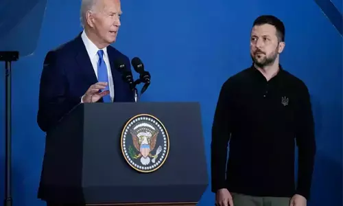 ಉಕ್ರೇನ್‌ ಅಧ್ಯಕ್ಷ ಝೆಲೆನ್ಸ್ಕಿಯವರನ್ನು ʼಅಧ್ಯಕ್ಷ ಪುಟಿನ್ʼ ಎಂದು ಪರಿಚಯಿಸಿದ ಬೈಡನ್!