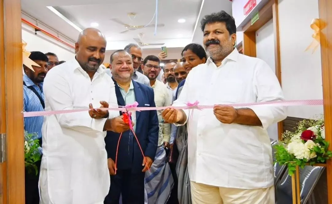 ಭಟ್ಕಳ: ಲೈಫ್ ಕೇರ್ ಆಸ್ಪತ್ರೆಯಲ್ಲಿ ಸಿಟಿ ಸ್ಕ್ಯಾನ್, ಐಸಿಯು, ಮಾಡ್ಯುಲರ್ ಒ.ಟಿ. ಉದ್ಘಾಟನೆ ಭಟ್ಕಳ: ಲೈಫ್ ಕೇರ್ ಆಸ್ಪತ್ರೆಯಲ್ಲಿ ಸಿಟಿ ಸ್ಕ್ಯಾನ್, ಐಸಿಯು, ಮಾಡ್ಯುಲರ್ ಒ.ಟಿ. ಉದ್ಘಾಟನೆ