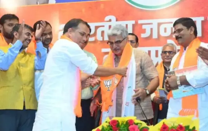 ಮಧ್ಯಪ್ರದೇಶ ಹೈಕೋರ್ಟಿನ ನಿವೃತ್ತ ನ್ಯಾಯಾಧೀಶ ರೋಹಿತ್ ಆರ್ಯ ಬಿಜೆಪಿ ಸೇರ್ಪಡೆ ಮಧ್ಯಪ್ರದೇಶ ಹೈಕೋರ್ಟಿನ ನಿವೃತ್ತ ನ್ಯಾಯಾಧೀಶ ರೋಹಿತ್ ಆರ್ಯ ಬಿಜೆಪಿ ಸೇರ್ಪಡೆ