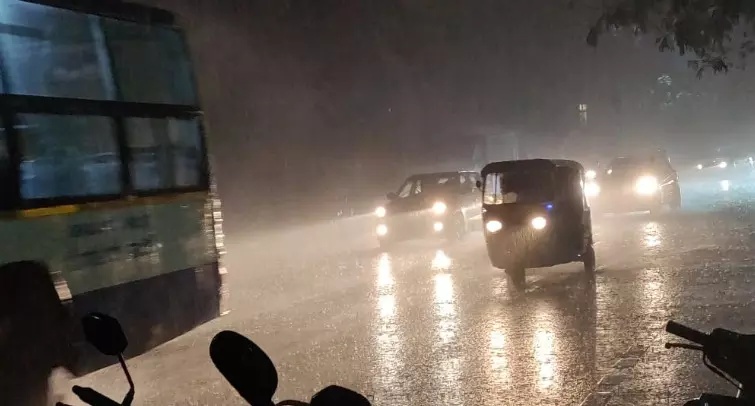 ಕೊಡಗಿನಲ್ಲಿ ಭಾರೀ ಮಳೆ : ಜು.15ರಂದು ಶಾಲಾ-ಕಾಲೇಜುಗಳಿಗೆ ರಜೆ ಘೋಷಣೆ