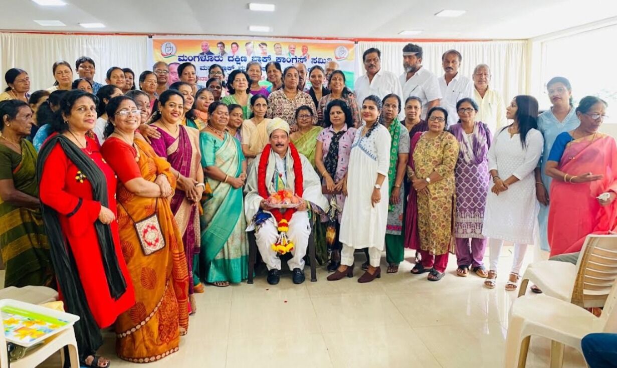 ಮಂಗಳೂರು: ದಕ್ಷಿಣ ಬ್ಲಾಕ್ ಕಾಂಗ್ರೆಸ್ ವತಿಯಿಂದ ಐವನ್ ಡಿಸೋಜಗೆ ಅಭಿನಂದನೆ