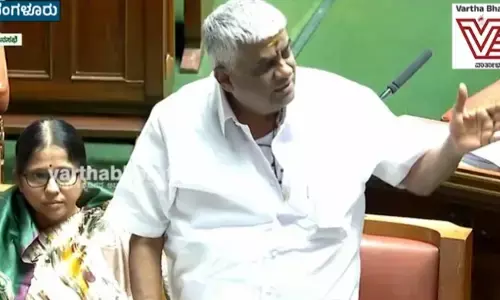 ನನ್ನ ಪುತ್ರ ತಪ್ಪು ಮಾಡಿದ್ದರೆ ಗಲ್ಲಿಗೆ ಹಾಕಿ: ಎಚ್.ಡಿ. ರೇವಣ್ಣ