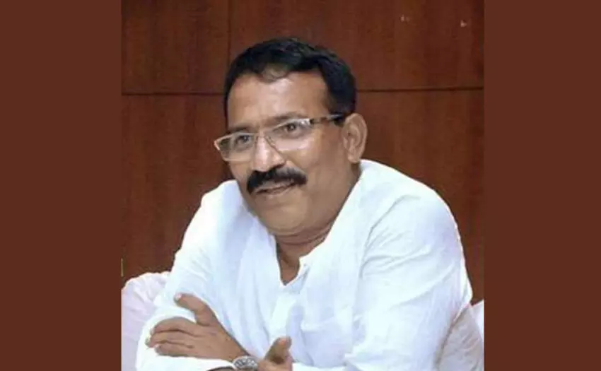 ಅಕ್ರಮ ಮದ್ಯ ಮಾರಾಟಗಾರರ ಮೇಲೆ ನಿರ್ದಾಕ್ಷಿಣ್ಯ ಕ್ರಮ : ಸಚಿವ ಆರ್.ಬಿ.ತಿಮ್ಮಾಪುರ