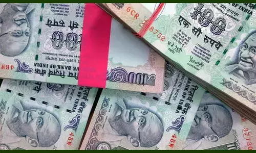 ರೂಪಾಯಿ ಮೌಲ್ಯ ಬಹುತೇಕ ಕನಿಷ್ಠ ಮಟ್ಟಕ್ಕೆ ಕುಸಿತ