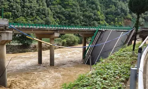 ಚೀನಾ | ಸೇತುವೆ ಕುಸಿದು 11 ಮೃತ್ಯು ; 30 ಮಂದಿ ನಾಪತ್ತೆ