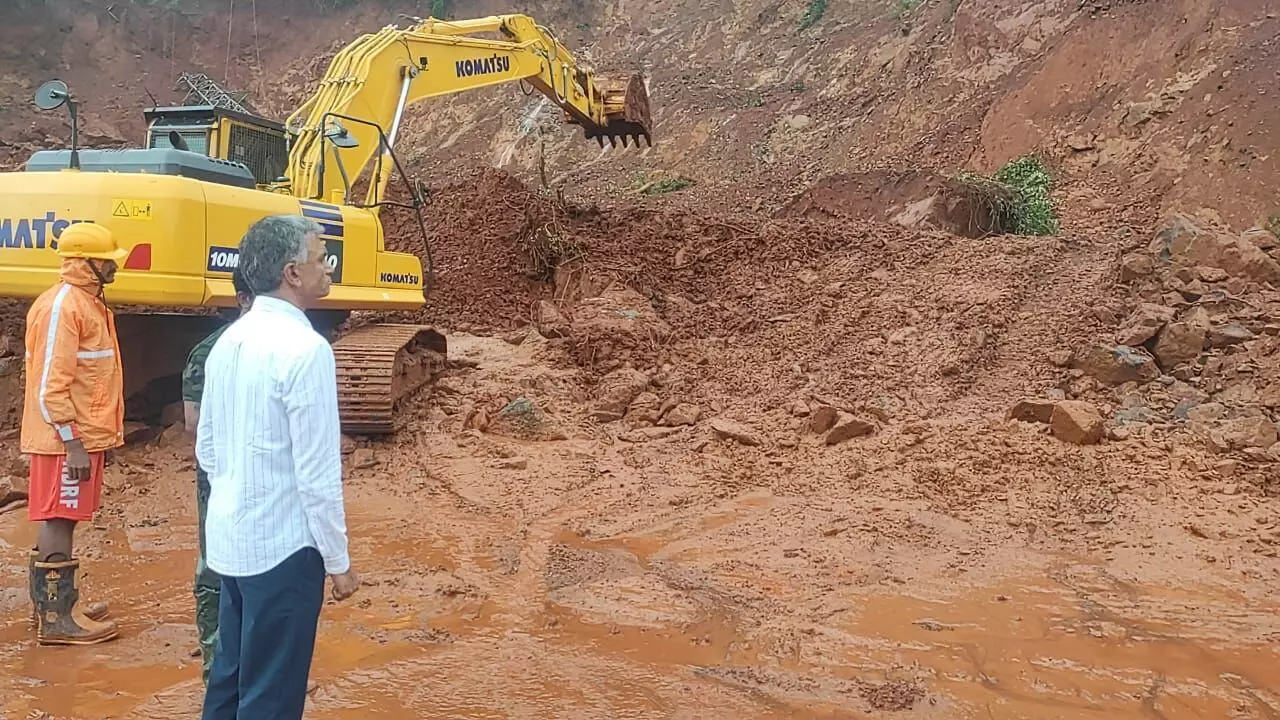 ಅಂಕೋಲಾ| ಮತ್ತೆ ಭೂಮಿ‌ ಕುಸಿಯುವ ಭೀತಿ, ಮಿಲಿಟರಿ‌ ತಂಡದಿಂದ ಕಾರ್ಯಾಚರಣೆ: ಸಚಿವ ಕೃಷ್ಣ ಭೈರೇಗೌಡ