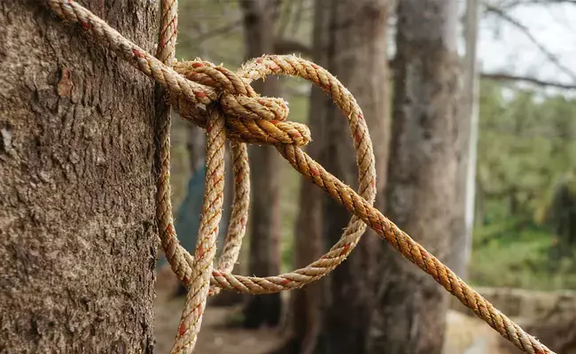 ಮಧ್ಯಪ್ರದೇಶ | ಪ್ರಾಂಕ್ ರೀಲ್ ಮಾಡಲು ಹೋಗಿ ನೇಣು ಬಿಗಿದುಕೊಂಡು ಮೃತಪಟ್ಟ 11 ವರ್ಷದ ಬಾಲಕ!