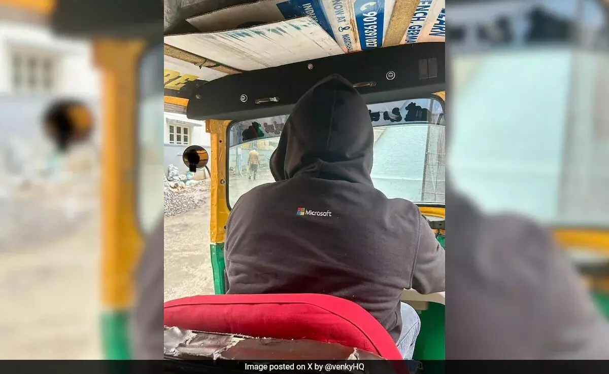 ಒಂಟಿತನ ದೂರಮಾಡಲು ವಾರಾಂತ್ಯದಲ್ಲಿ ಆಟೊ ಚಲಾಯಿಸುತ್ತಿರುವ ಮೈಕ್ರೊಸಾಫ್ಟ್‌ ಟೆಕ್ಕಿ!