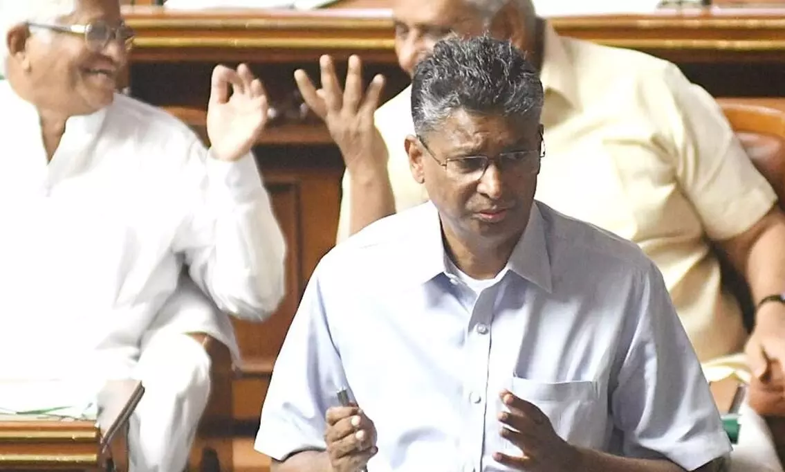 ಬೆಂಗಳೂರು-ಮಂಗಳೂರು ರಸ್ತೆ ಅಭಿವೃದ್ದಿ ಕುರಿತು ಸಭೆ ನಡೆಸಲು ಚಿಂತನೆ : ಸಚಿವ ಸತೀಶ್ ಜಾರಕಿಹೊಳಿ