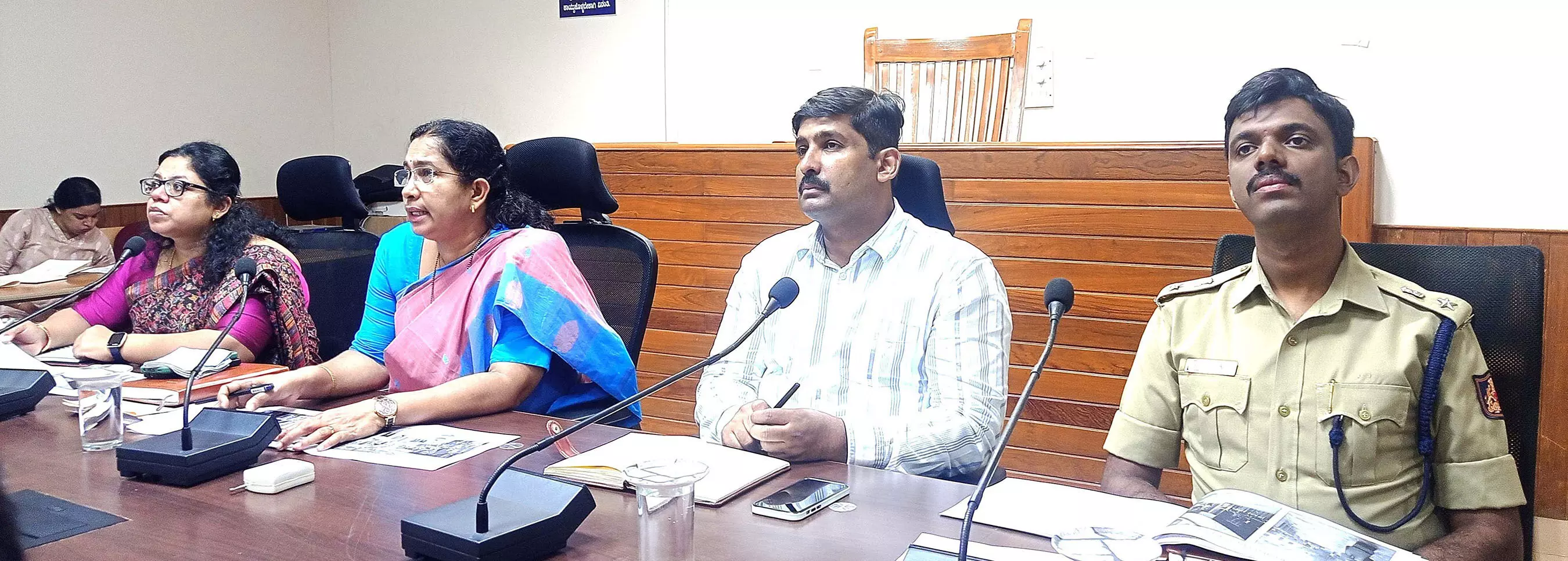 ಕಡಲ ಕೊರೆತ, ಮಳೆ ಹಾನಿ ಕುರಿತು ಮುಖ್ಯಮಂತ್ರಿಗಳಿಂದ ಶೀಘ್ರ ಸಭೆ: ಉಡುಪಿ ಡಿಸಿ ವಿದ್ಯಾಕುಮಾರಿ ಕಡಲ ಕೊರೆತ, ಮಳೆ ಹಾನಿ ಕುರಿತು ಮುಖ್ಯಮಂತ್ರಿಗಳಿಂದ ಶೀಘ್ರ ಸಭೆ: ಉಡುಪಿ ಡಿಸಿ ವಿದ್ಯಾಕುಮಾರಿ