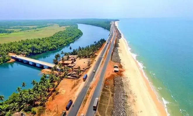 ಮರವಂತೆ ಬೀಚ್ ಪಾರ್ಕಿಂಗ್ ಸೌಲಭ್ಯ ಪರಿಶೀಲನೆ ಭರವಸೆ: ಅಗತ್ಯ ದುರಸ್ತಿ ಕಾಮಗಾರಿಗೆ ಪ್ರವಾಸೋದ್ಯಮ ಸಚಿವರ ಸ್ಪಂದನೆ