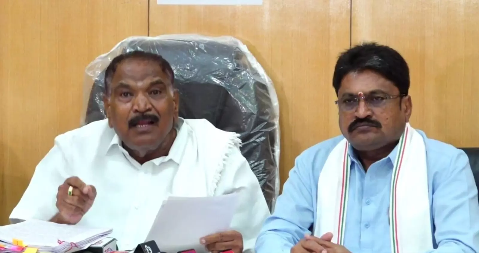 ‘ಮುಡಾ’ ರಾಜಕೀಯಗೊಳಿಸಿ ಸಿಎಂಗೆ ಕಪ್ಪುಚುಕ್ಕೆ ತರಲು ಯತ್ನ: ಪ್ರತಿಪಕ್ಷಗಳ ವಿರುದ್ಧ ಕಾಂಗ್ರೆಸ್ ಶಾಸಕರ ಆಕ್ರೋಶ