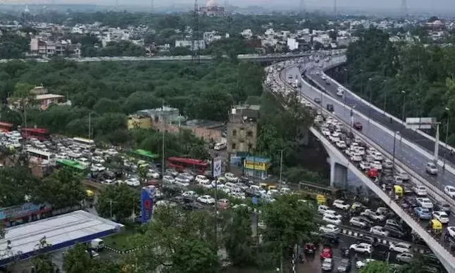 ಬೆಂಗಳೂರು | ‘ಪೀಣ್ಯ ಫ್ಲೈಓವರ್’ ಭಾರೀ ವಾಹನಗಳ ಸಂಚಾರ ನಿರ್ಬಂಧ ತೆರವು