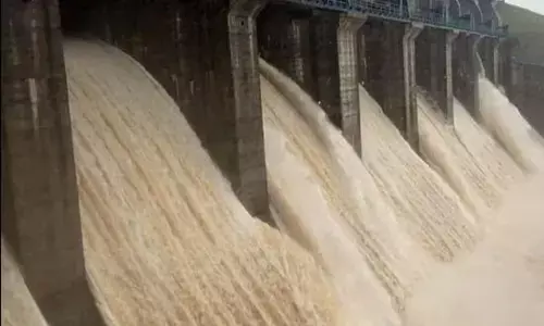 ಪ್ರವಾಹ ತಪ್ಪಿಸಲು ಆಲಮಟ್ಟಿ ಜಲಾಶಯದಿಂದ ಹೆಚ್ಚಿನ ನೀರು ಬಿಡುಗಡೆಗೆ ಕರ್ನಾಟಕಕ್ಕೆ ಮಹಾರಾಷ್ಟ್ರದ ಸೂಚನೆ