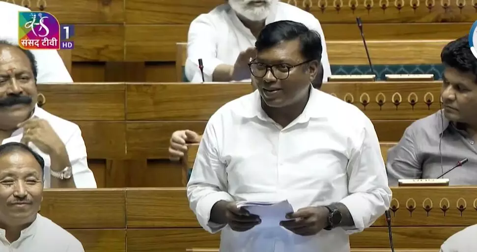 ಈ ಬಜೆಟ್ ಆರ್ಥಿಕ ದಾಖಲೆ ಅಲ್ಲ, ಇದು ಎರಡು ರಾಜ್ಯಗಳಿಗೆ ಬರೆದ ಲವ್ ಲೆಟರ್ : ಸಂಸದ ಸಸಿಕಾಂತ್‌ ಸೆಂಥಿಲ್