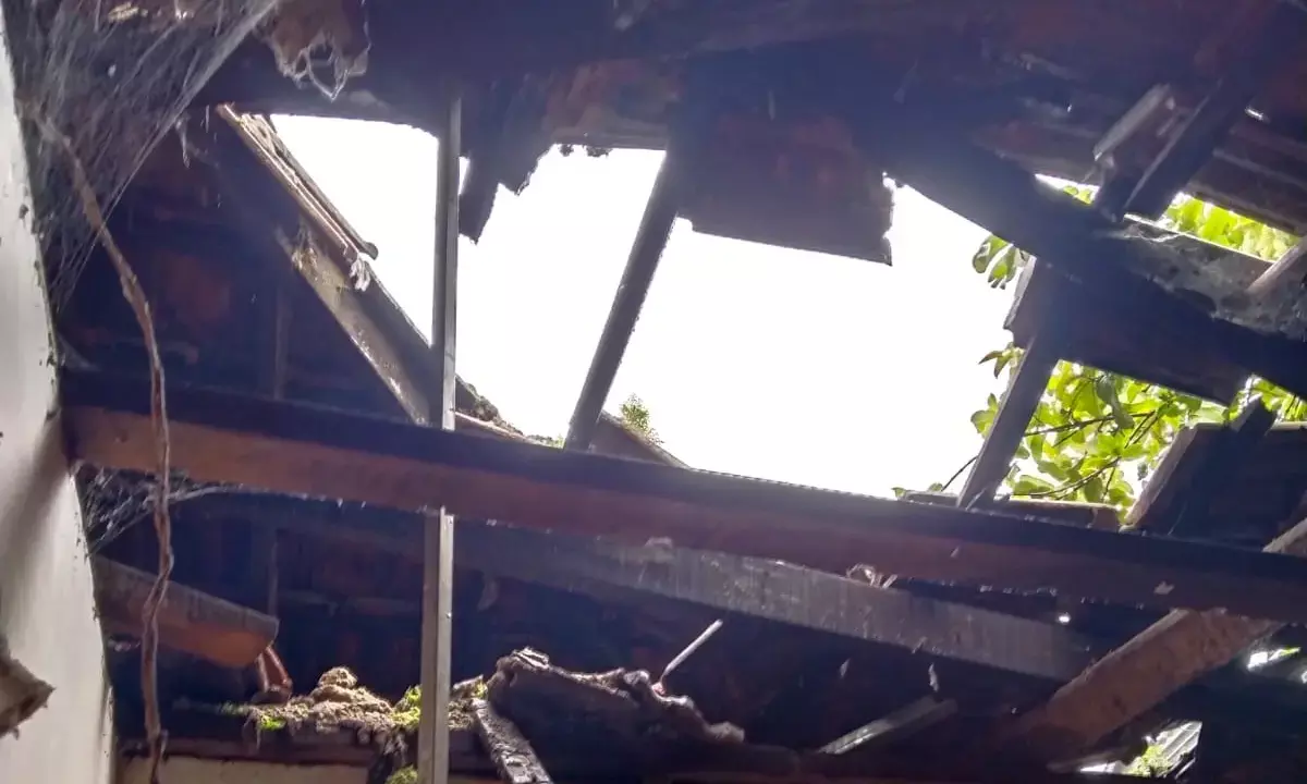 ಬೆಂಗ್ರೆಯಲ್ಲಿ ಭಾರಿ ಗಾಳಿ; 8 ಮನೆಗಳಿಗೆ ಹಾನಿ