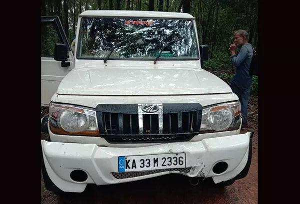 ಬೆಳ್ತಂಗಡಿ: ಬೊಲೆರೊ ಢಿಕ್ಕಿ; ಬೈಕ್ ನಲ್ಲಿದ್ದ ಬಾಲಕಿ ಮೃತ್ಯು, ಚಾಲಕನಿಗೆ ಗಾಯ ಬೆಳ್ತಂಗಡಿ: ಬೊಲೆರೊ ಢಿಕ್ಕಿ; ಬೈಕ್ ನಲ್ಲಿದ್ದ ಬಾಲಕಿ ಮೃತ್ಯು, ಚಾಲಕನಿಗೆ ಗಾಯ