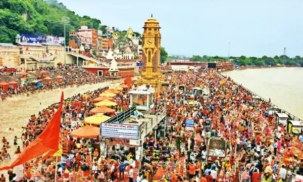 ಹರಿದ್ವಾರದಲ್ಲಿ ಕನ್ವರ್‌ ಯಾತ್ರೆಯ ಮಾರ್ಗದ ಮಸೀದಿಗಳು, ಮಝರ್‌ಗೆ ಬಿಳಿ ಶೀಟ್‌ ಅಳವಡಿಕೆ