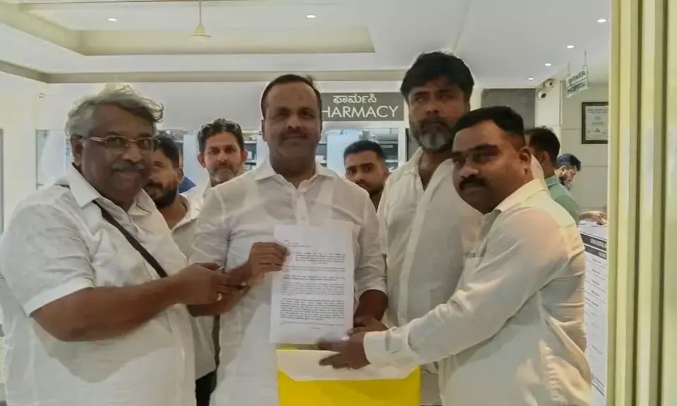 ಸರಕಾರಿ ಕಚೇರಿಗಳಲ್ಲಿ ಅಂಬೇಡ್ಕರ್ ಭಾವಚಿತ್ರ ಅಳವಡಿಕೆಗೆ ಸ್ಪೀಕರ್‌ ಯು.ಟಿ ಖಾದರ್ ರಿಗೆ ಮನವಿ