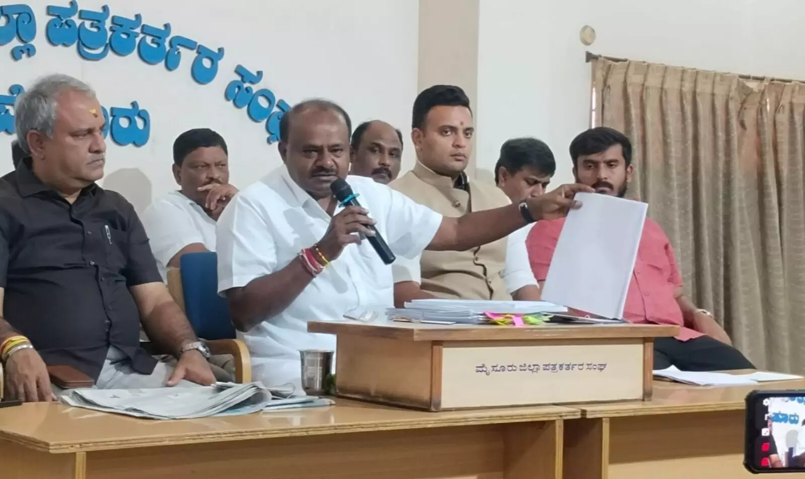 ಮೇಕೆದಾಟು ಯೋಜನೆಯ ಅನುಷ್ಠಾನಕ್ಕೆ ಪ್ರಯತ್ನ ಪಡುತ್ತೇನೆ : ಎಚ್‌.ಡಿ.ಕುಮಾರಸ್ವಾಮಿ ಭರವಸೆ