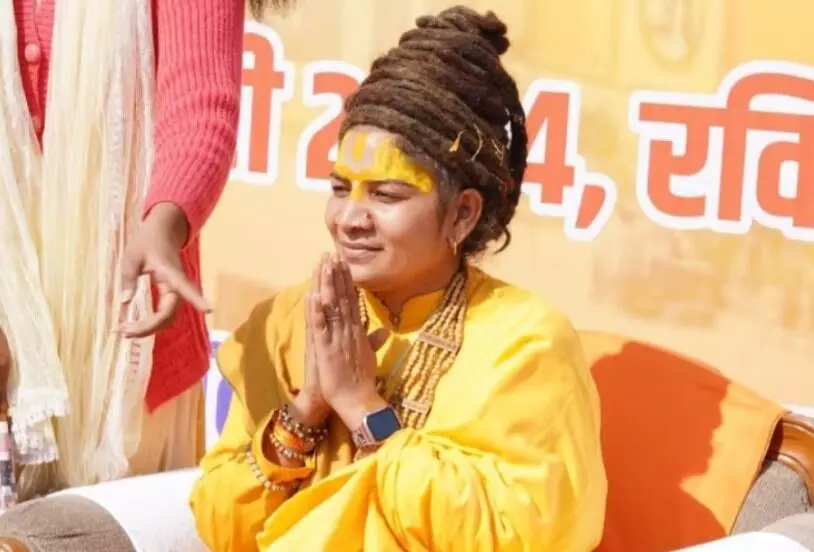 ಮಧ್ಯ ಪ್ರದೇಶ: ಸ್ವಾಮಿಯ ಖಾತೆಯಿಂದ 90 ಲಕ್ಷ ರೂ.ಲಪಟಾಯಿಸಿದ ಸಾಧ್ವಿ; ದೂರು ಮಧ್ಯ ಪ್ರದೇಶ: ಸ್ವಾಮಿಯ ಖಾತೆಯಿಂದ 90 ಲಕ್ಷ ರೂ.ಲಪಟಾಯಿಸಿದ ಸಾಧ್ವಿ; ದೂರು