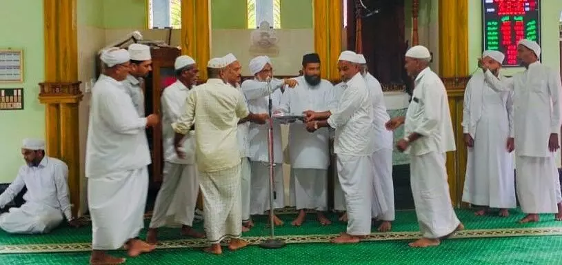 ಮುಡಿಪು: ಅಲ್ ಬದ್ರಿಯಾ ತಿಬಿಯಾನ್ ಪ್ರೀ ಸ್ಕೂಲ್ ಗೆ ಕಂಪ್ಯೂಟರ್, ಪ್ರೊಜೆಕ್ಟರ್ ಹಸ್ತಾಂತರ ಮುಡಿಪು: ಅಲ್ ಬದ್ರಿಯಾ ತಿಬಿಯಾನ್ ಪ್ರೀ ಸ್ಕೂಲ್ ಗೆ ಕಂಪ್ಯೂಟರ್, ಪ್ರೊಜೆಕ್ಟರ್ ಹಸ್ತಾಂತರ