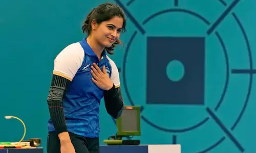 ಪ್ಯಾರಿಸ್ ಒಲಿಂಪಿಕ್ಸ್ ನಲ್ಲಿ ಇತಿಹಾಸ ನಿರ್ಮಿಸಿದ ಭಾರತದ ಸ್ಟಾರ್ ಶೂಟರ್ ಮನು ಭಾಕರ್