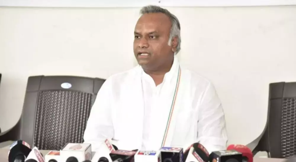 ನಾಳೆ(ಜು.30) ಇ-ಸ್ವತ್ತು ತಂತ್ರಾಂಶ ಸ್ಥಗಿತ : ಸಚಿವ ಪ್ರಿಯಾಂಕ್ ಖರ್ಗೆ ನಾಳೆ(ಜು.30) ಇ-ಸ್ವತ್ತು ತಂತ್ರಾಂಶ ಸ್ಥಗಿತ : ಸಚಿವ ಪ್ರಿಯಾಂಕ್ ಖರ್ಗೆ