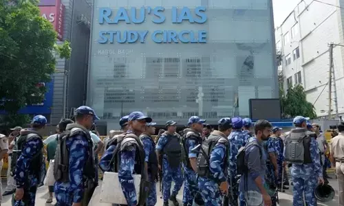 ದೆಹಲಿ ದುರಂತ: ಕೋಚಿಂಗ್ ಸೆಂಟರ್ ಗಳ ಮೇಲೆ ಎಂಸಿಡಿ ದಾಳಿ